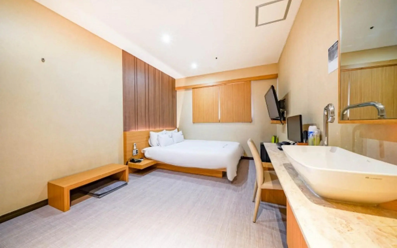 Nampo Comma Hotel
