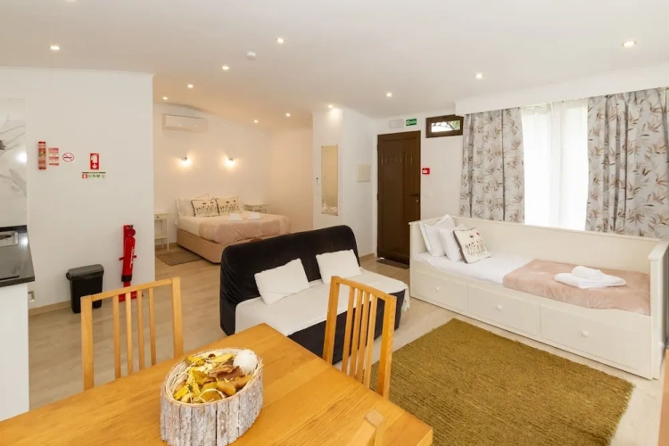 1 Bedroom Quadruple Apartment