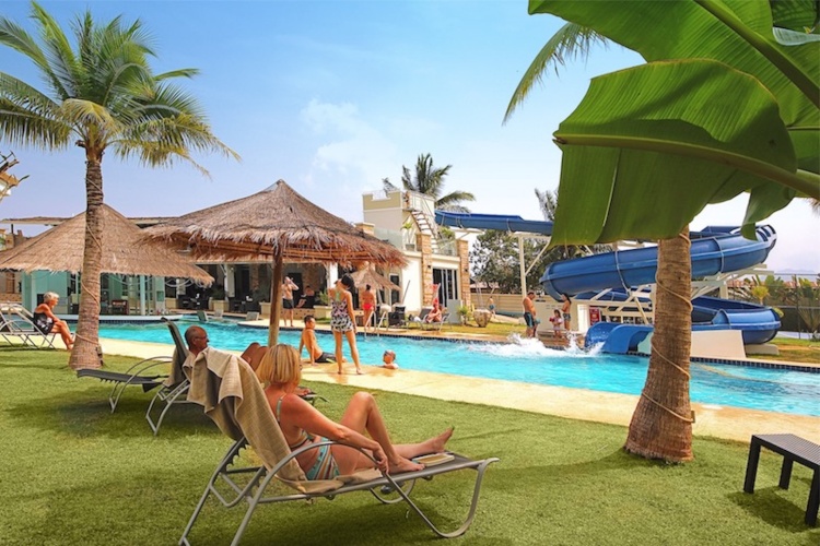 1 Bedroom Villa with balcony and with view
