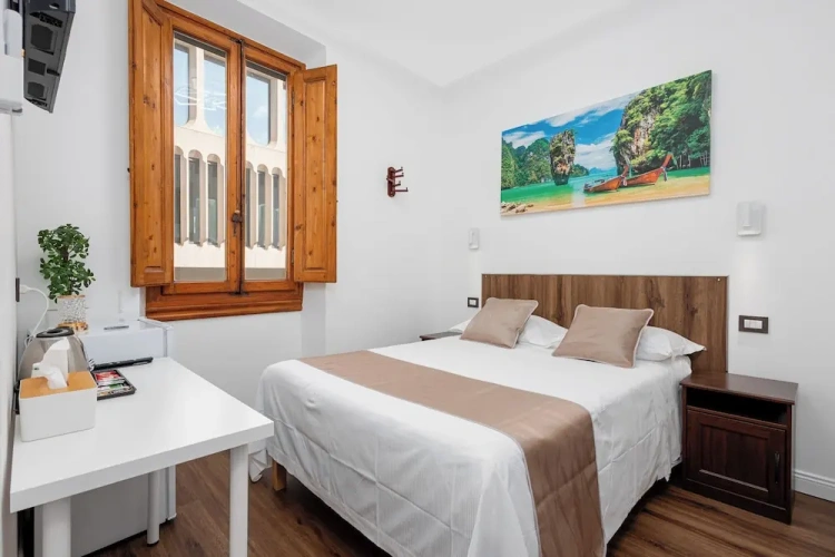 Economy Double room with city view
