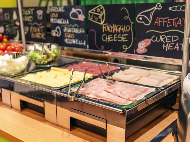 Ibis Styles Napoli GaribaldiOver view