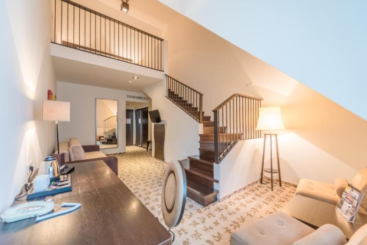 Double Duplex Suite