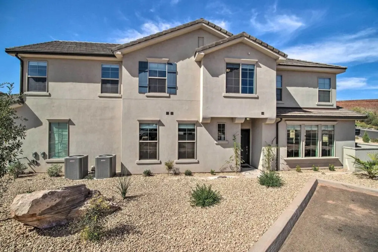 Modern Washington Home - Pool & Trail Access!