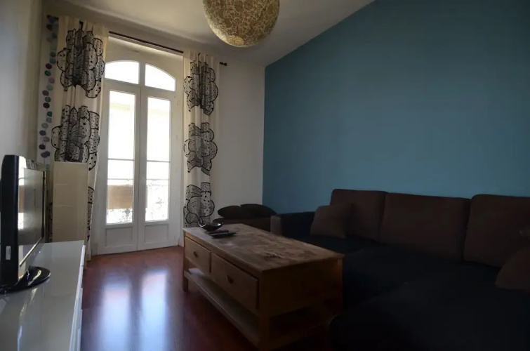 Apartment 5 Persons In Acropolis District In Nice