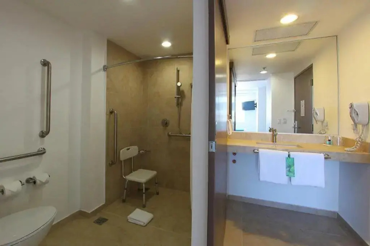 One La Paz Hotel