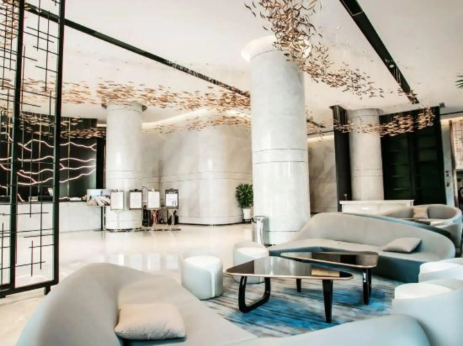 City Hotel