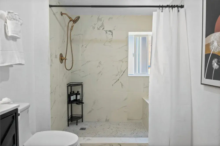 Luxury Studio Escape - Trails & Views
