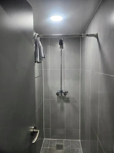 Jingom Stay Hotel