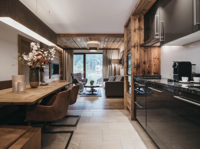 3 Bedrooms Superior Apartment