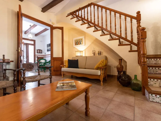 HOUSE CAL JUAN RODA DE BARà