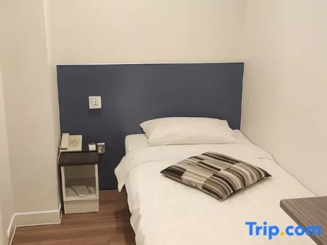 Classic Single room