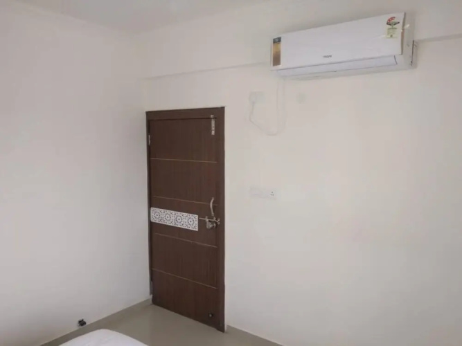 StayEden - Comfortable & Stylish 2BHK