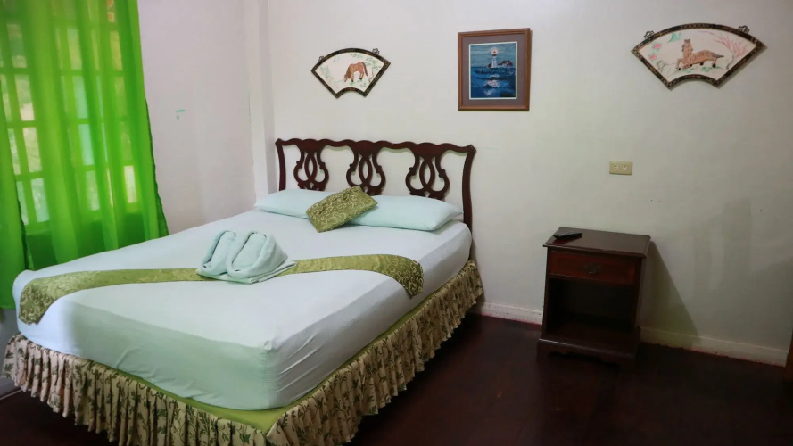 Kianna Inn and Restobar