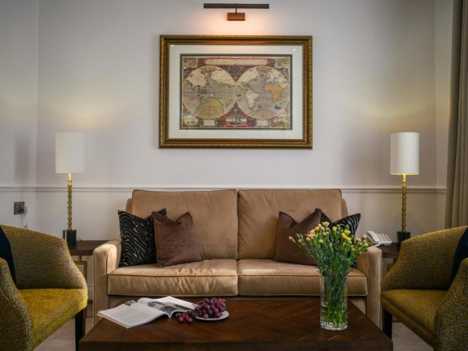 1 Bedroom Apartment