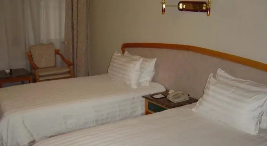 Gold Shell Hotel Shanghai