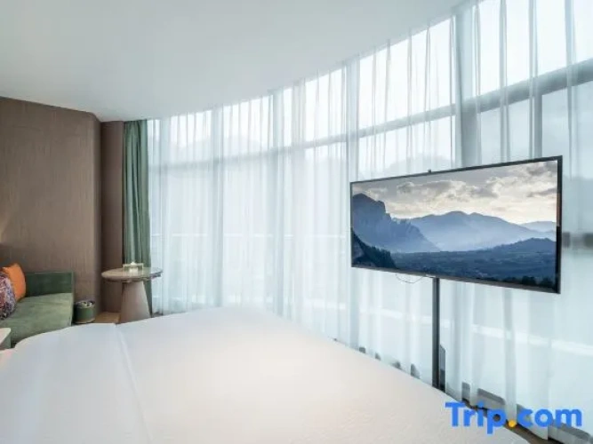 Deluxe Family Suite