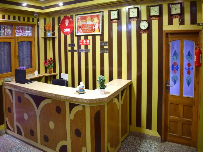 OYO Rooms Mall Road View