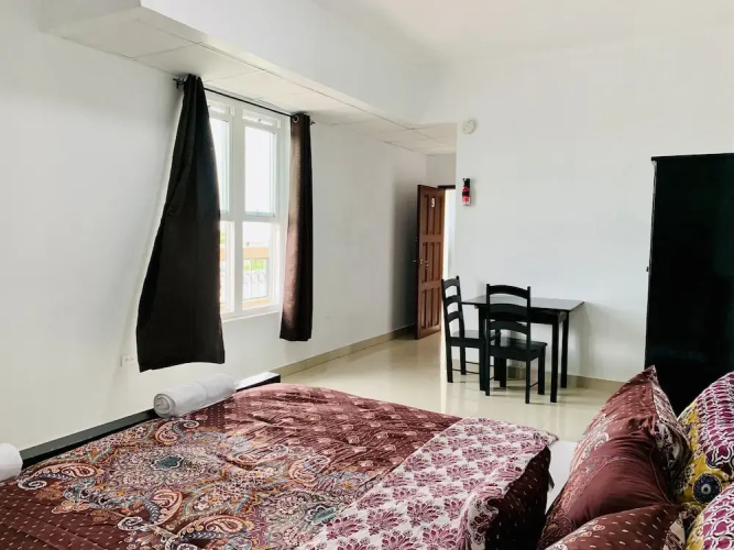 Hotel Coastalbay 2
