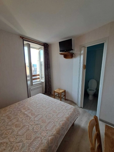 Classic Double room with land view