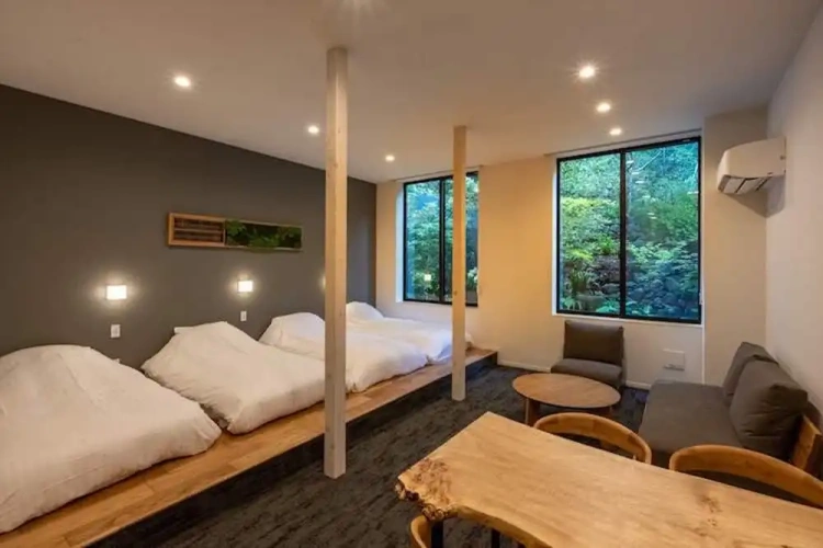 Premium Quadruple room with mountain view