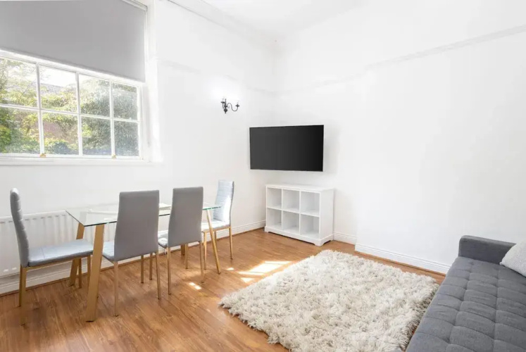 Host Stay St Margaret s Mews