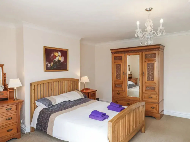 Mayfield Manor