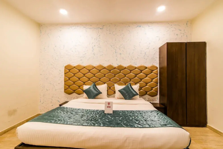 OYO 10210 Abalone Resort Suite