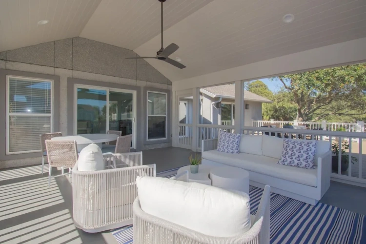 Cottage with partial ocean view