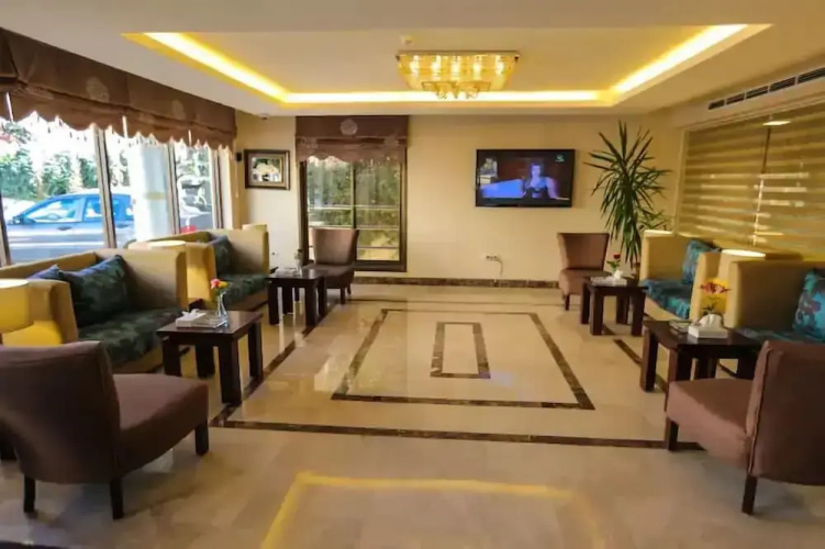 Lancaster hotel apartments