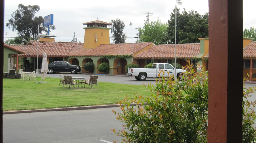 Rio Inn & Suites