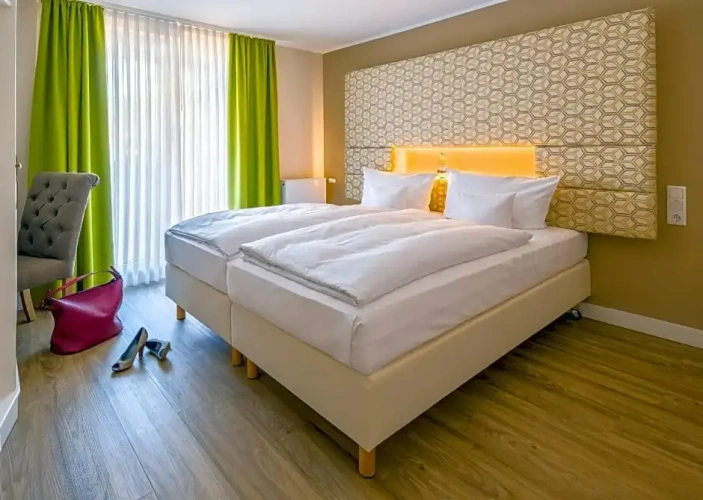 Economy room