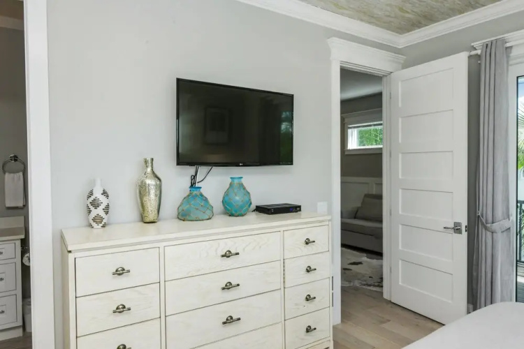 Bay View Beauty