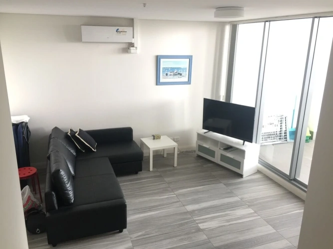 2 Bedrooms Quadruple Apartment