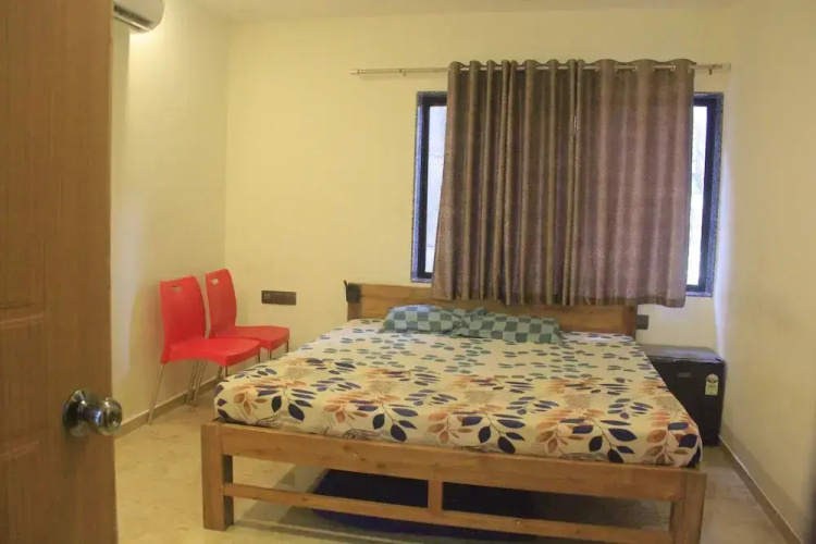 Roshni - The Luxury Guest House