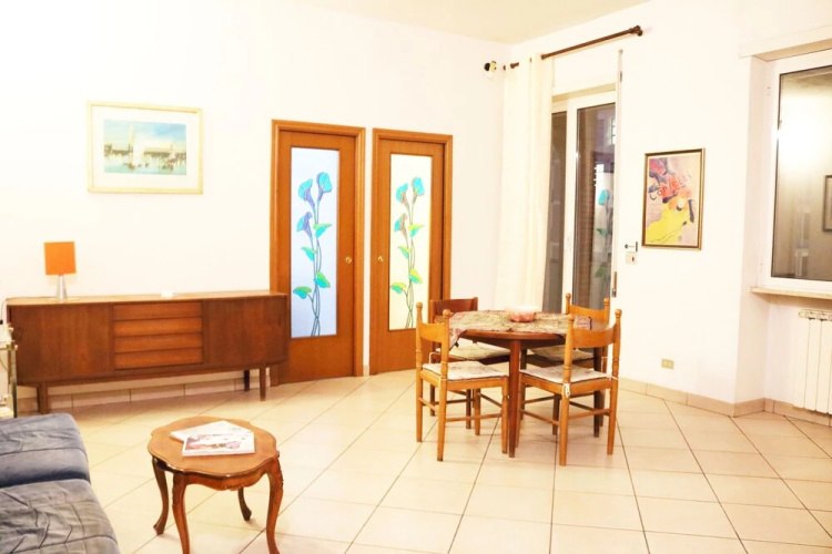 77 case - Cozy apartment 74