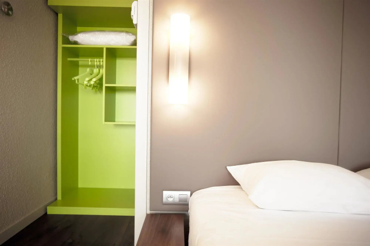 Hotel Campanile Nîmes Sud - Caissargues