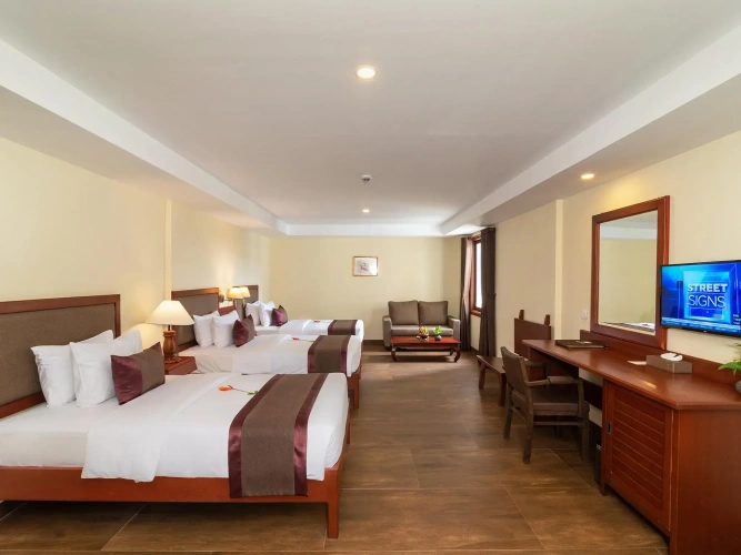 Deluxe Triple room
