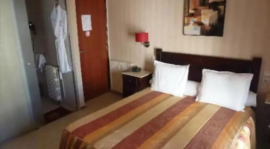 Hotel La Reine