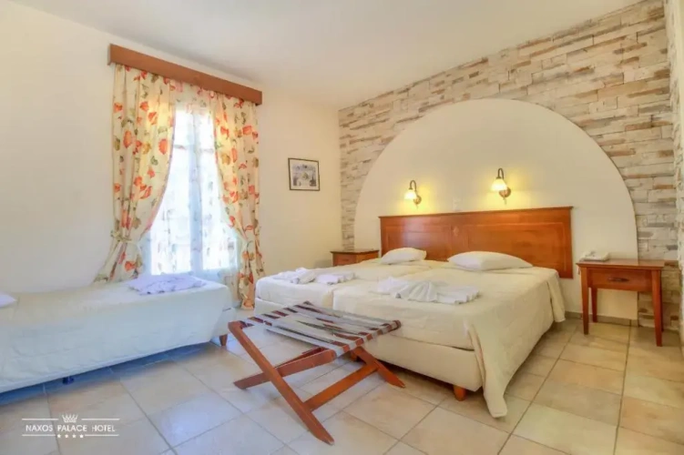 Superior Triple room with sea view