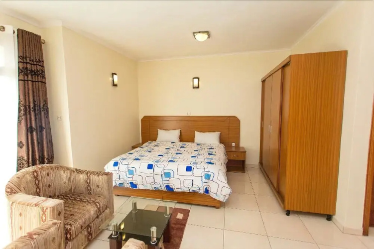 Eden Escape Apartments