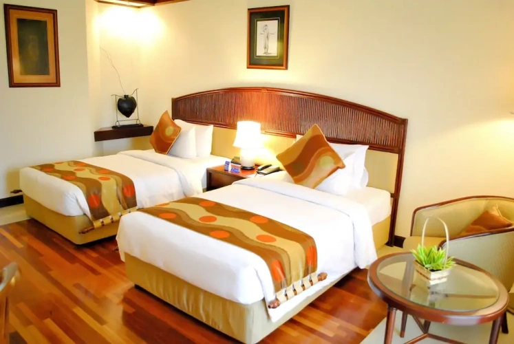 Deluxe Twin room with balcony