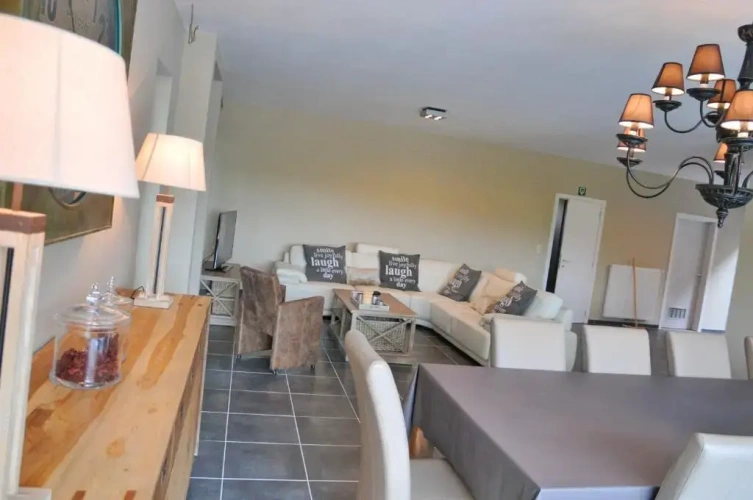 Triple Villa