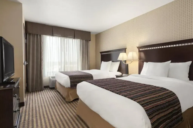 Quadruple Suite