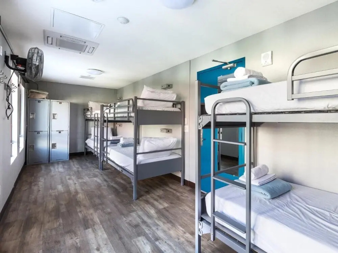 HI Los Angeles Santa Monica Hostel