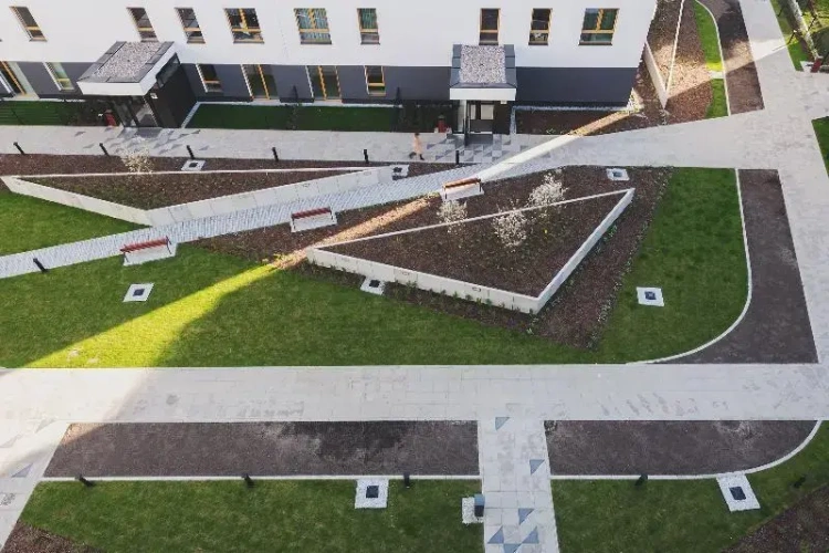 1 Bedroom Quadruple Apartment
