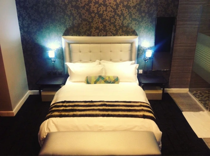 Economy room