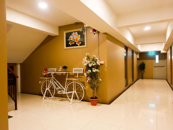Airbest Hotel