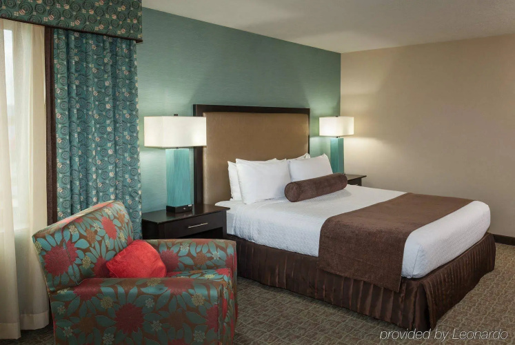 Crowne Plaza Anchorage Midtown by IHG