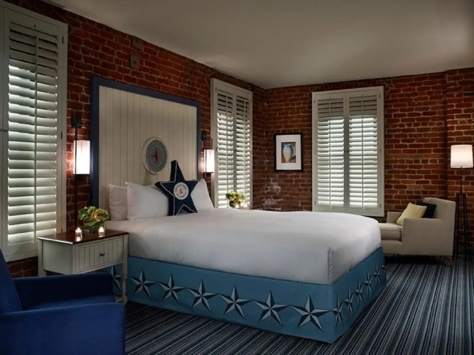 1 Bedroom Double Suite
