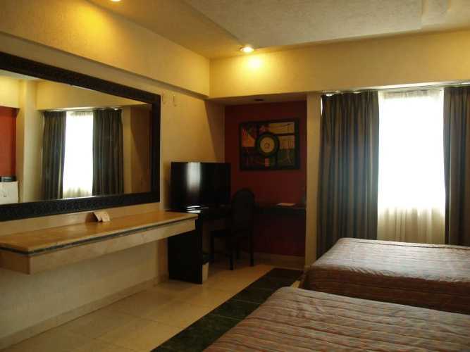 Hotel Real Del Sol – Zona Expo Industrial